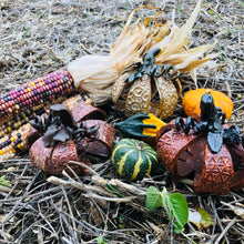 Load image into Gallery viewer, Fall Pumpkins Handbuilding Class