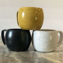 Load image into Gallery viewer, Set of 4 Medium Mugs
